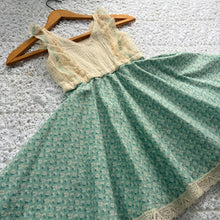Ariel Twirly Dress Size 5